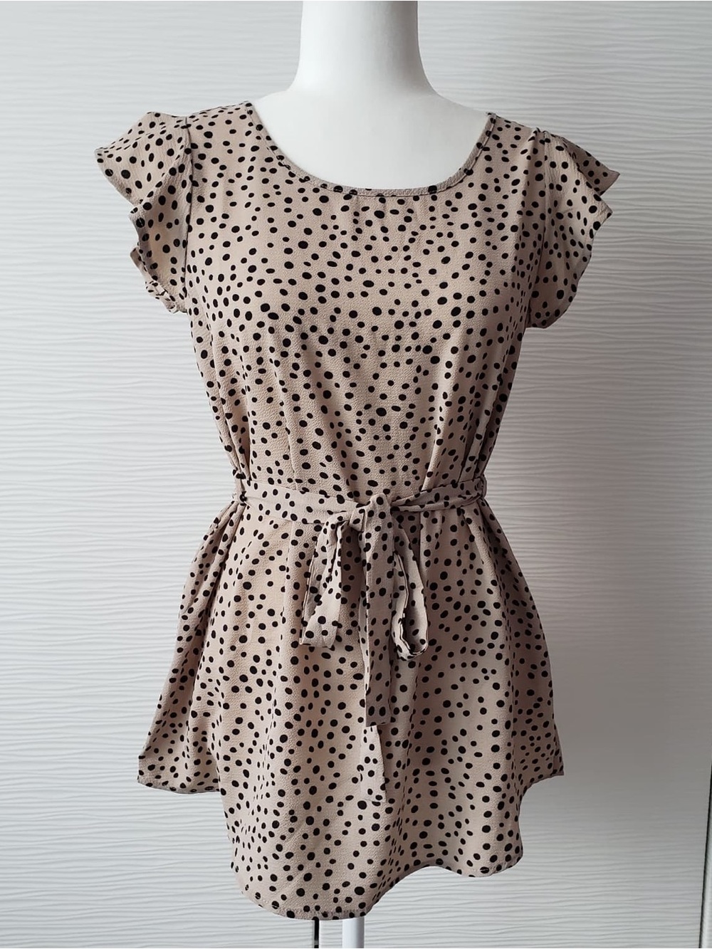 Sleeveless Beige Polka Dot Tie-Waist Tunic Top - Maternity wear